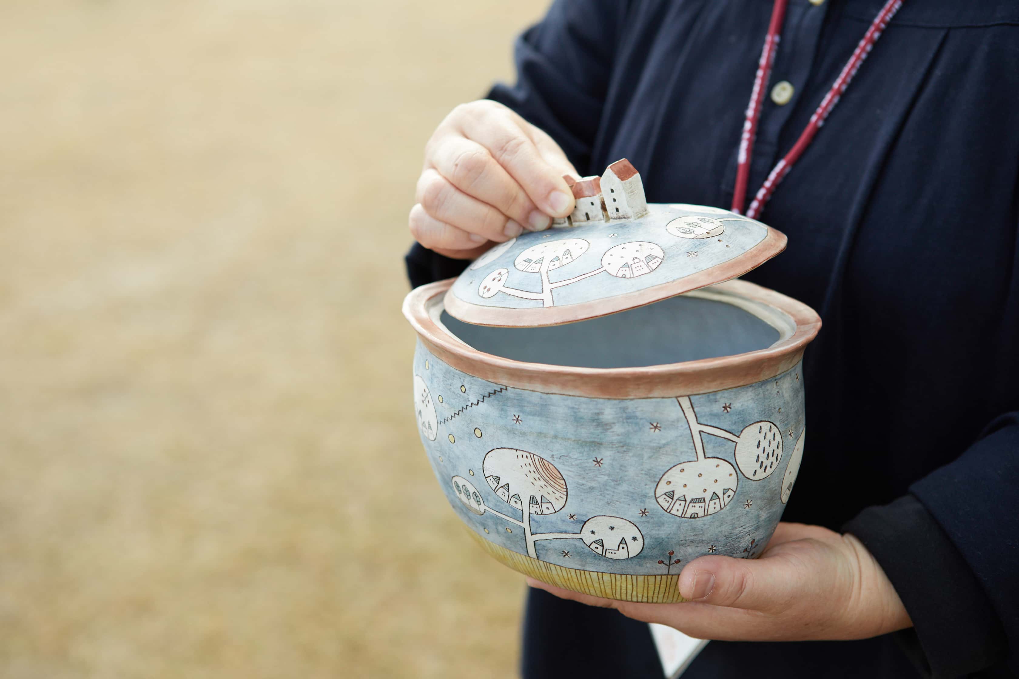 和のテイストを基調とした、機能性とデザイン性を併せ持つ陶器-kiki