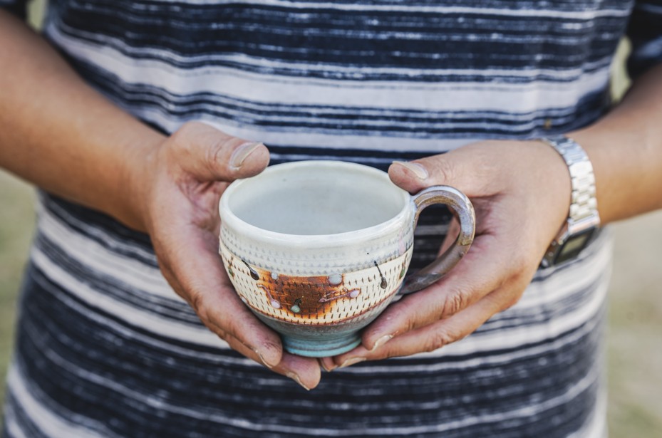 陶芸作品　フリダシ 釉裏金彩牡丹唐草瑞鳥文飾皿(吉田 美統)｜ギャラリージャパン